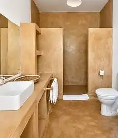 Giulia House